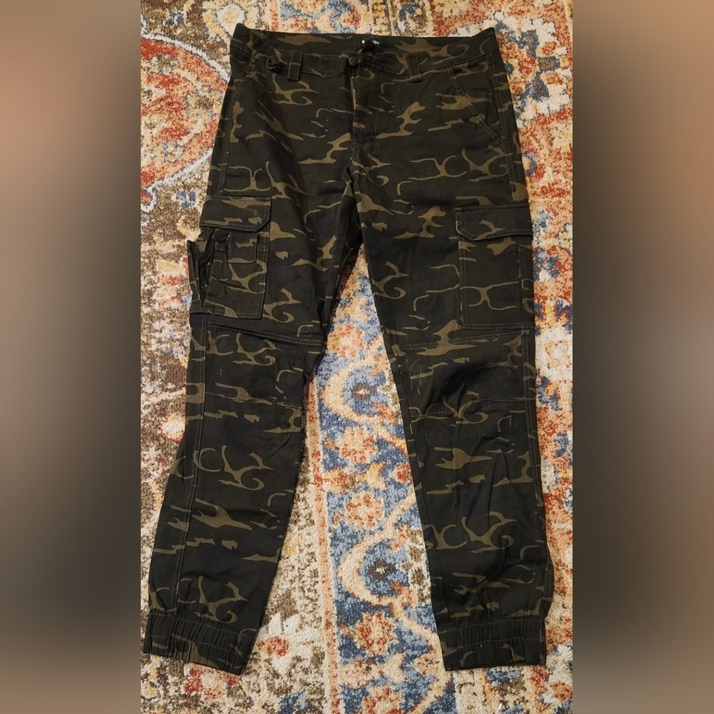 Men's Camouflage Cargo Pants